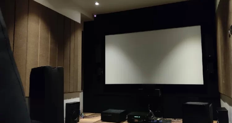 fixed frame projector screen